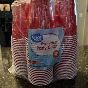 Red Disposable Party Cups - 100 Pack